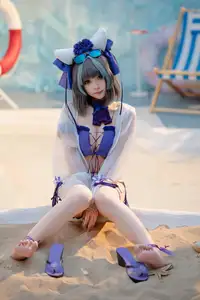 Coser Bangni Transforms into Alluring Swimsuit Cheshire on the Beach - (87P) - image 15