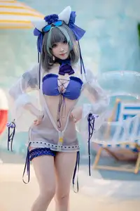 Coser Bangni Transforms into Alluring Swimsuit Cheshire on the Beach - (87P) - image 19