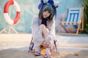 Coser Bangni Transforms into Alluring Swimsuit Cheshire on the Beach - (87P) - image 9