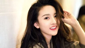 Stunning Portraits: Celebrating the Natural Beauty of Chinese Girls - image 43