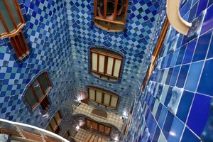 Exploring Casa Batlló: The Surreal Skeletal Masterpiece by Antoni Gaudi in Barcelona - image 7
