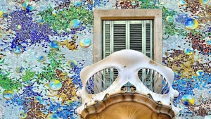 Exploring Casa Batlló: The Surreal Skeletal Masterpiece by Antoni Gaudi in Barcelona - image 4