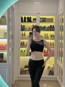 Diep Lam Anh Showcases High Fashion and Resilience as Single Mother - image 11