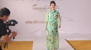 Miss Vietnam Nguyễn Thị Huyền: A Look Back at Her 20-Year Journey Since the Crowning - image 8