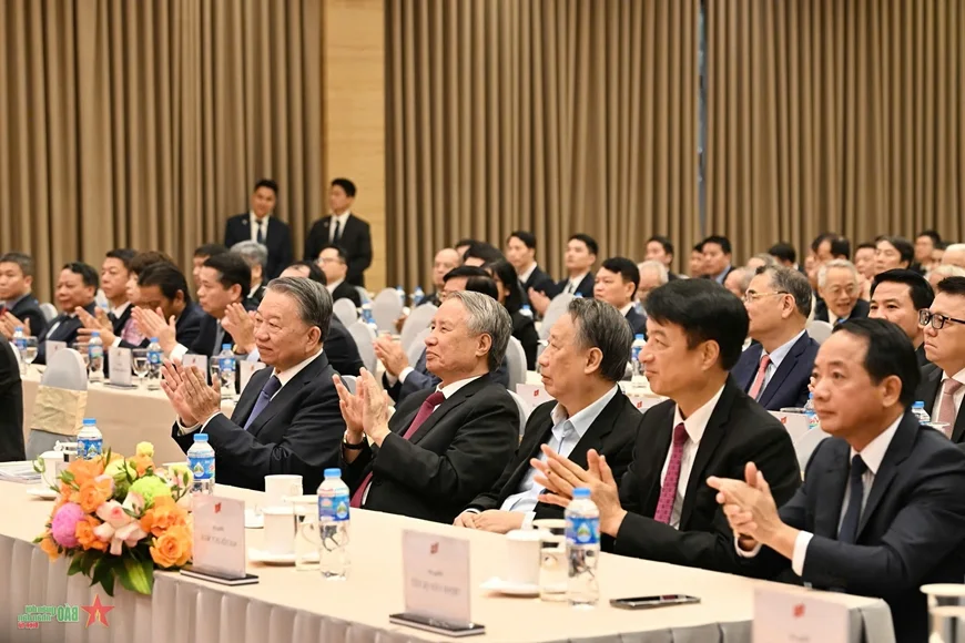 General Secretary To Lam Attends the Anniversary Ceremony of the Central Foreign Affairs Commission