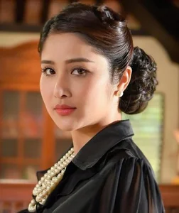 Actress Thao Trang Opens Up About Her Divorce from Footballer Husband: The Surprising Reason - image 3
