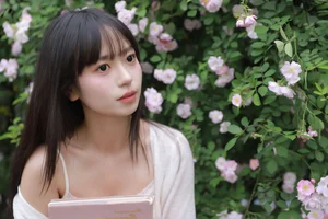 Elegant Portraiture in YiTuYu Art Language Vol.6967 Featuring Yan Yun Lin - image 8