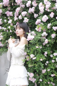 Elegant Portraiture in YiTuYu Art Language Vol.6967 Featuring Yan Yun Lin - image 13