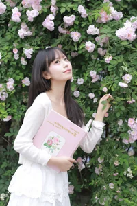 Elegant Portraiture in YiTuYu Art Language Vol.6967 Featuring Yan Yun Lin - image 3
