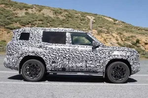 Leaked 2027 Mitsubishi Pajero Design Reveals Bold, Boxy Look - image 0