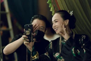 The Talented and Beautiful Wife of Director Victor Vu - image 4