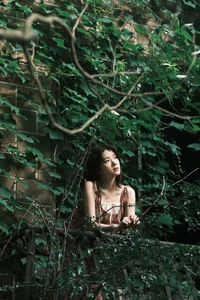 YiTuYu Art Language Vol.7460: Captivating Portraits of To Xiao Bei - image 12
