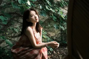 YiTuYu Art Language Vol.7460: Captivating Portraits of To Xiao Bei - image 15