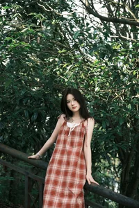 YiTuYu Art Language Vol.7460: Captivating Portraits of To Xiao Bei - image 13