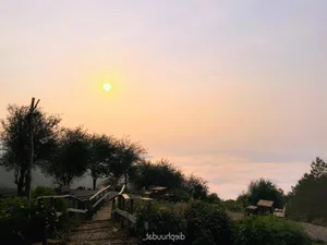 The Ultimate Ta Xua Travel Gallery: Majestic Peaks and Golden Hours at Khe Cai - image 9