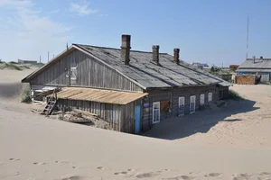 The Mysterious Desert Village Where Residents Never Lock Their Doors - image 12