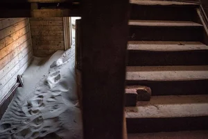 The Mysterious Desert Village Where Residents Never Lock Their Doors - image 11