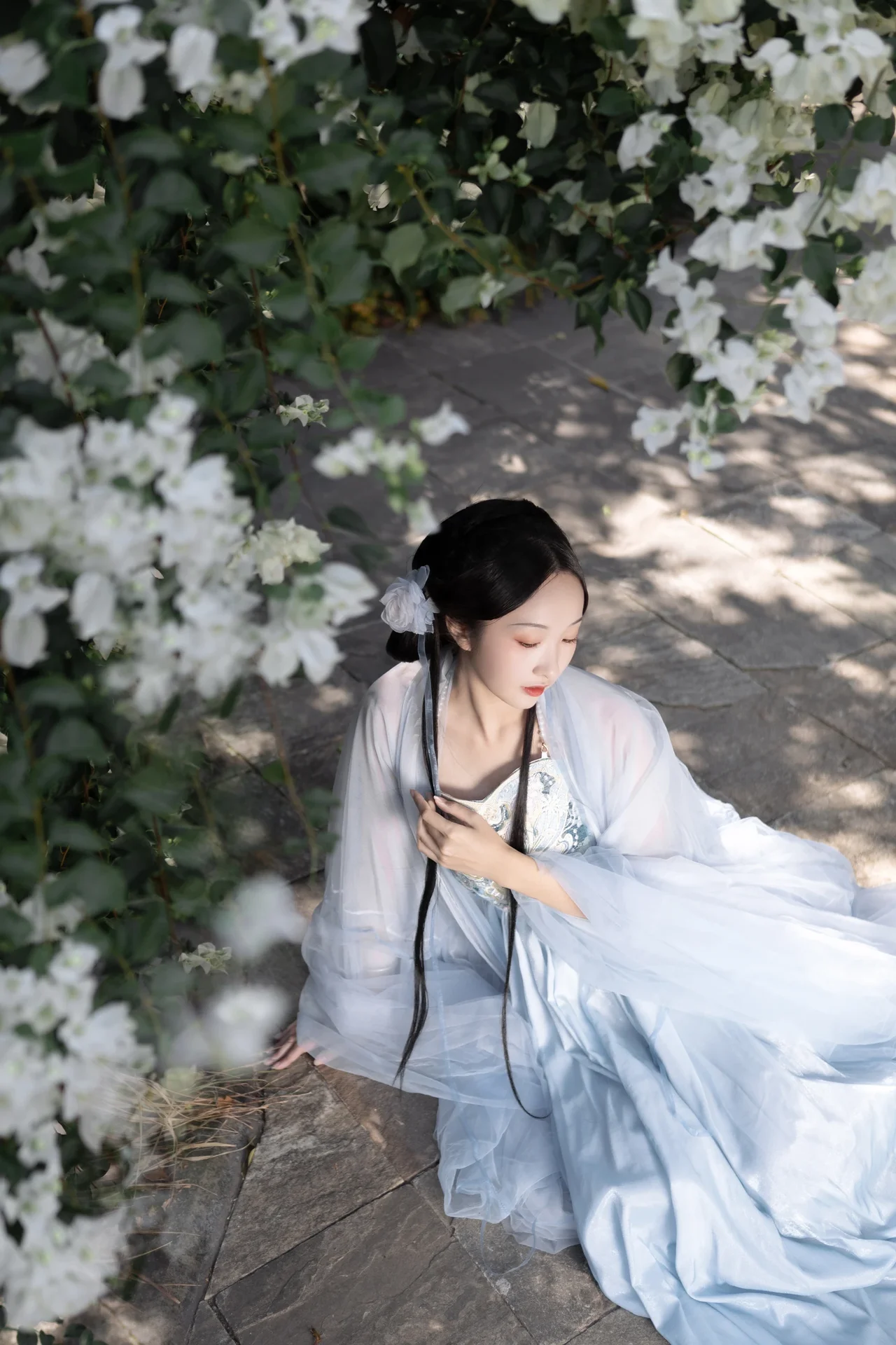 YITUYU Art Language 2023.03.28: Meeting Plum Blossoms with Wanzi