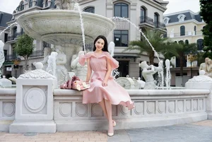 Luong Thuy Linh Debut Acting Look and Chi Pu Sisterhood Reunion - image 3