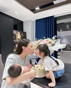 Balancing Luxury and Motherhood: Embracing the Simple Mom Life - image 3