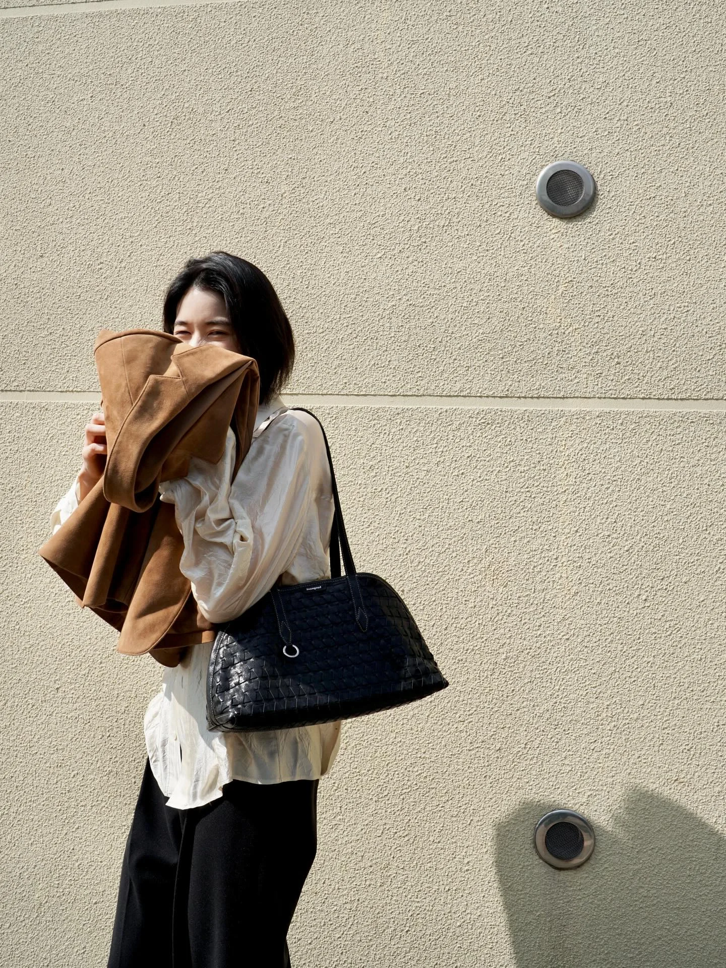 4 Elegant Ways for Women Over 40 to Style Trousers for a Sophisticated Look
