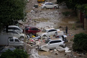 Devastating Floods and Torrential Rains Ravage Southern China Regions - image 7