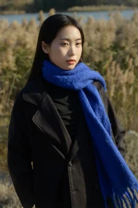 Ethereal Winter Lakeside Portrait Session with Ban Ge Yue Liang: YiTuYu Art Language Vol.9334 Aesthetic Photography Collection - image 6