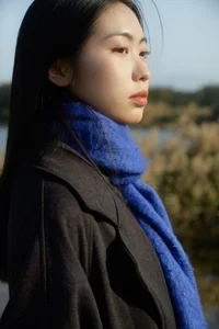 Ethereal Winter Lakeside Portrait Session with Ban Ge Yue Liang: YiTuYu Art Language Vol.9334 Aesthetic Photography Collection - image 4