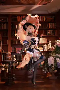 Shui Miao Aqua's Stunning Navia Cosplay: Genshin Impact Elegance in a Grand Library - image 4