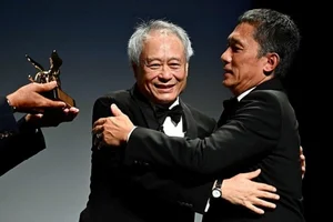 Tony Leung’s Emotional Moment: The Legendary Actor’s Heartfelt Tribute to His Wife - image 2