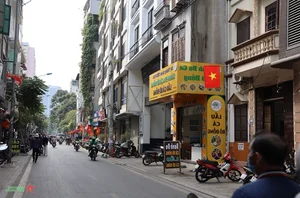 Hanoi Launches Third Pedestrian Food Street: A New Culinary Landmark for Vietnam Tourism - image 12