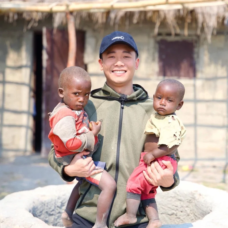Quang Linh Vlogs Captivates Fans with Unique Fashion and Charismatic African Adventures