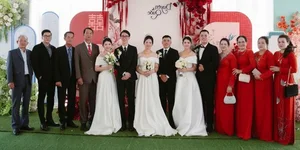 A Rare and Beautiful Celebration: Three Sisters Share a Triple Wedding Day - image 3