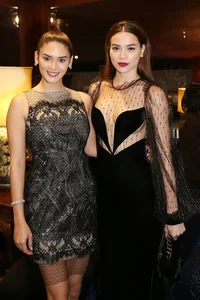 Nong Poy’s Timeless Elegance: Comparing the Iconic Thai Beauty Queen with Vietnam’s Top Visuals - image 1