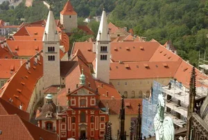 Majestic History: Exploring the World’s Largest Ancient Castle - image 109