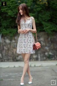 Elegant Forest Girl Wanping: A Stunning IESS Photography Collection Exploring Nature and Fashion Aesthetics - image 71