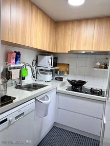 Small Space Solutions: Designing a 3-Bedroom Layout in a Tiny 35m2 Apartment - image 4