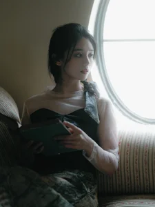 YiTuYu Art Language Vol.4841 Featuring Yu Wen Modern Art Series - image 1