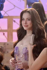 Ageless Beauty Secrets: The Stunning Mother of Two Dubbed a Real-Life Barbie - image 6