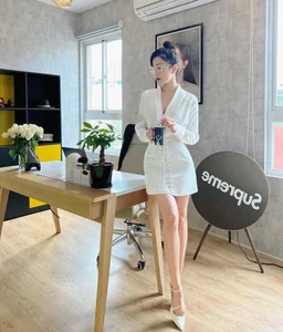 Fashion Tips from Diep Lam Anh: 4 Figure-Flattering Outfits for Every Occasion - image 9