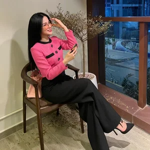 Fashion Tips from Diep Lam Anh: 4 Figure-Flattering Outfits for Every Occasion - image 1