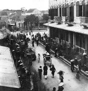 Nostalgic Photos of Traditional Tet Holiday Markets in Ancient Vietnam - image 1
