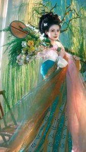 Elegant Spring Hanfu Portrait Collection: Qi Miao Wei Wei VV in YiTuYu Art Language Vol.9057 - Artistic Indoor Traditional Fashion Photography - image 11
