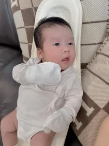 Actress Sam Shares Adorable Photos of Her Chubby Baby Daughter - image 3