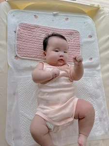 Actress Sam Shares Adorable Photos of Her Chubby Baby Daughter - image 0