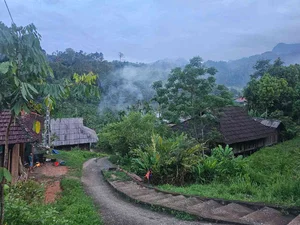 Discover the Ancient Thai Village Tucked Away in Vietnam's Majestic Highlands - image 0