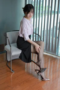 IESS Wanping Professional Office Black Silk Fashion Gallery - image 45
