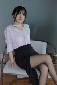 IESS Wanping Professional Office Black Silk Fashion Gallery - image 34