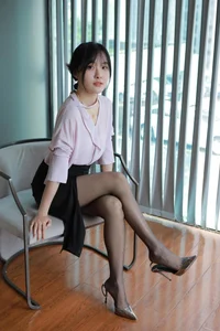 IESS Wanping Professional Office Black Silk Fashion Gallery - image 7
