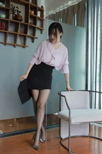 IESS Wanping Professional Office Black Silk Fashion Gallery - image 12